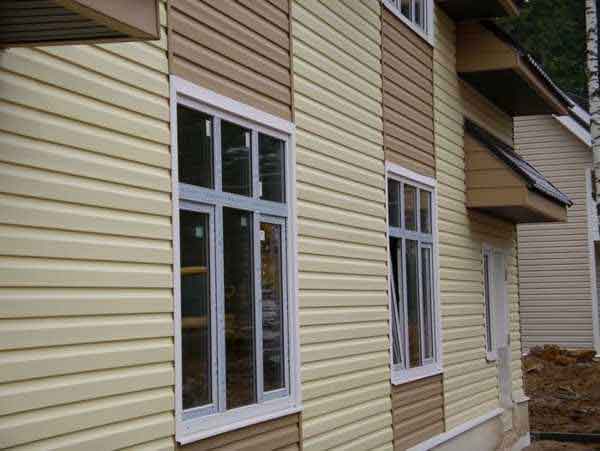 Vinyl siding doesn't ALL need to be the same color